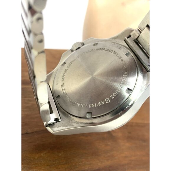 Victorinox Swiss Army Men's Watch 241725 I.N.O.X Green Dial Quartz Steel 43mm - Picture 6 of 14